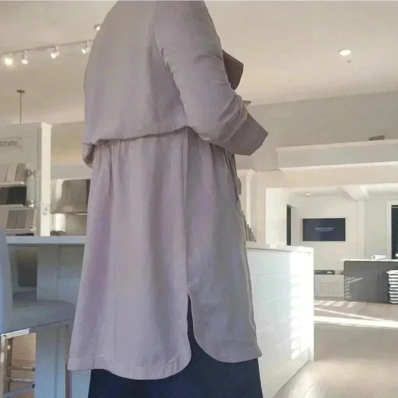 Pink coat - Picture 2 of 11